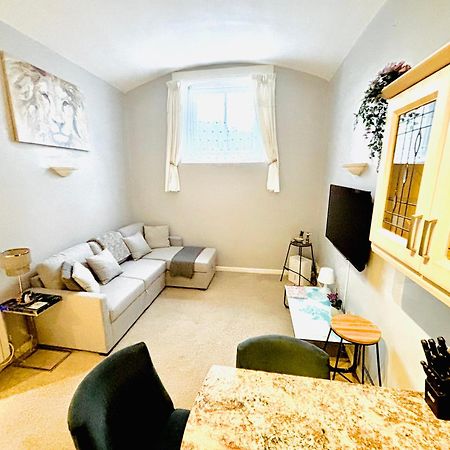 County House City Centre With Parking Sleeps 4 York Exterior foto